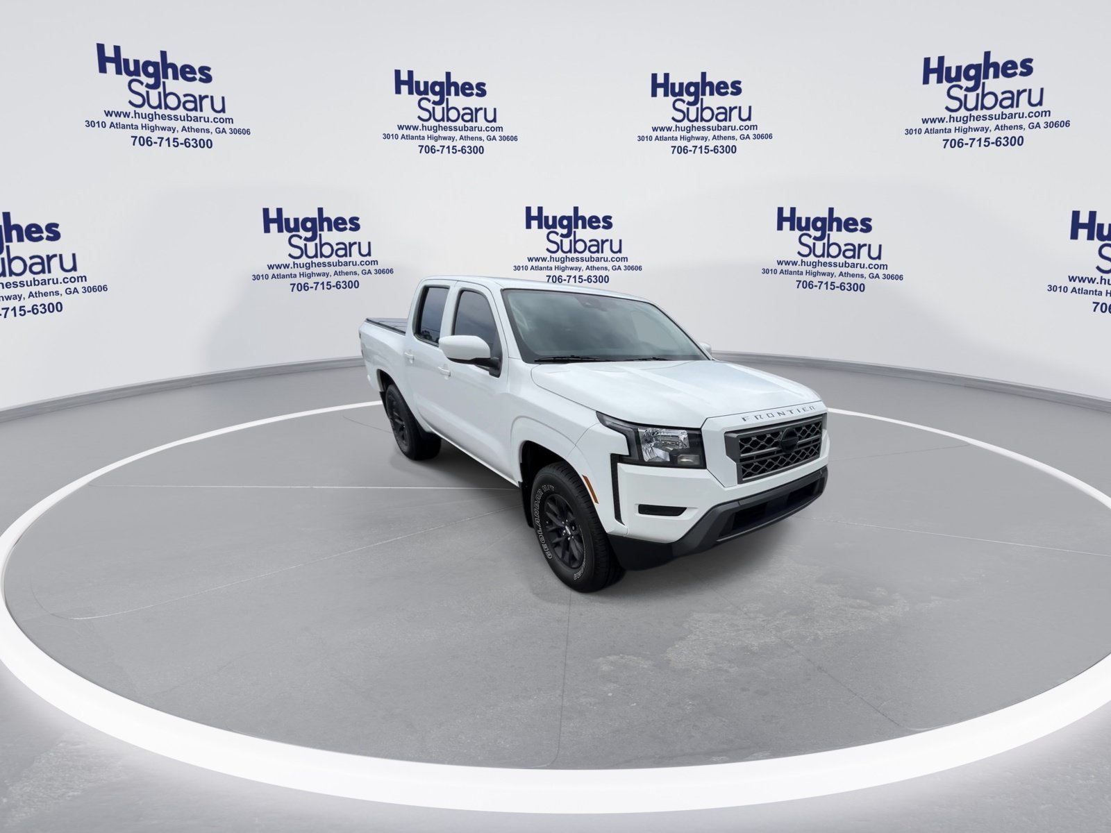 Used 2024 Glacier White Nissan SV image 3