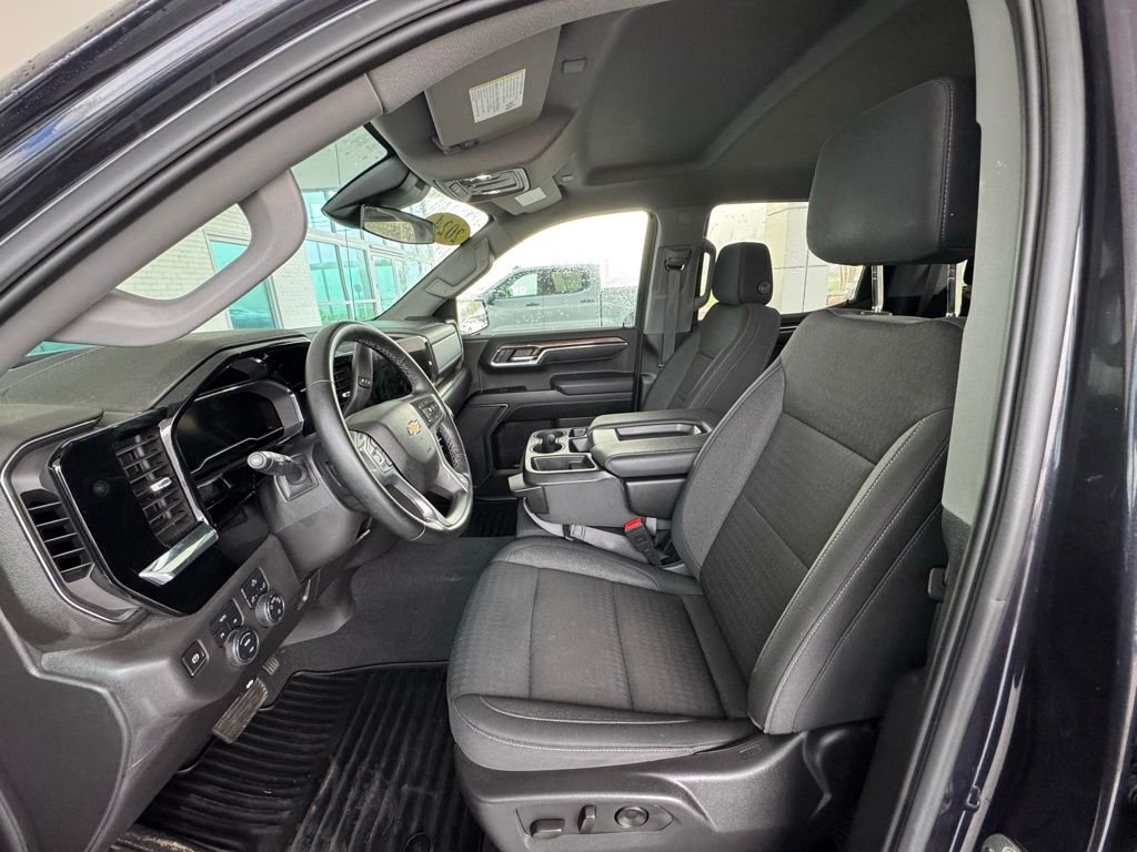 Used 2024 Gray Chevrolet LT image 12