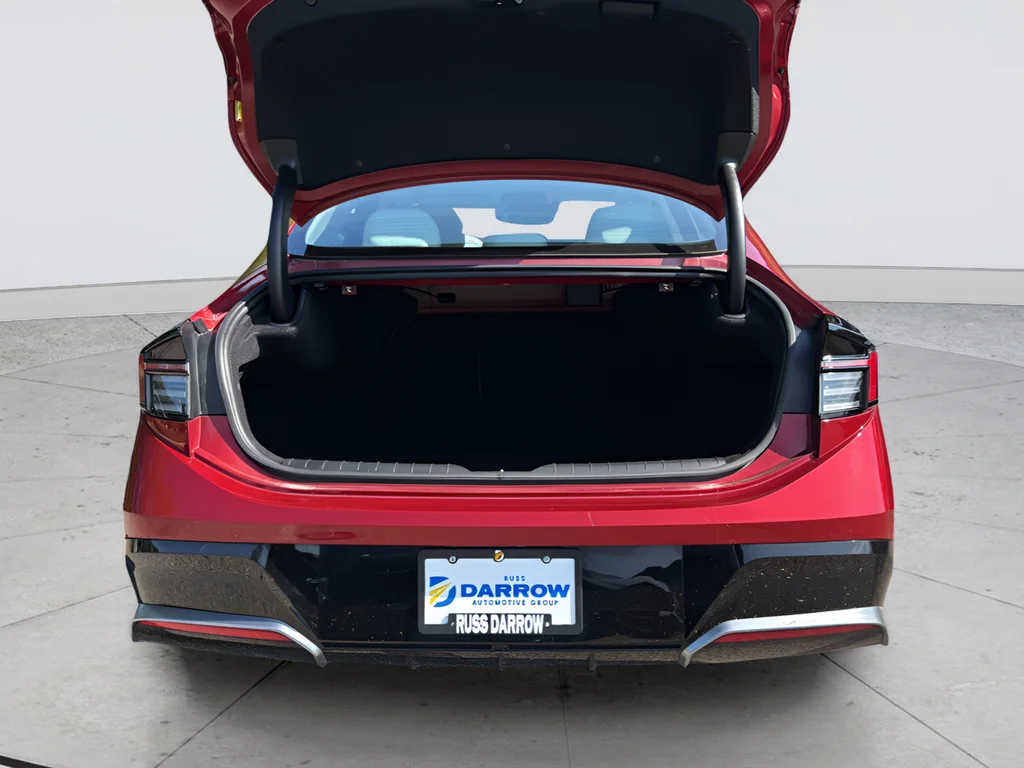 Used 2025 Red Hyundai SEL image 23