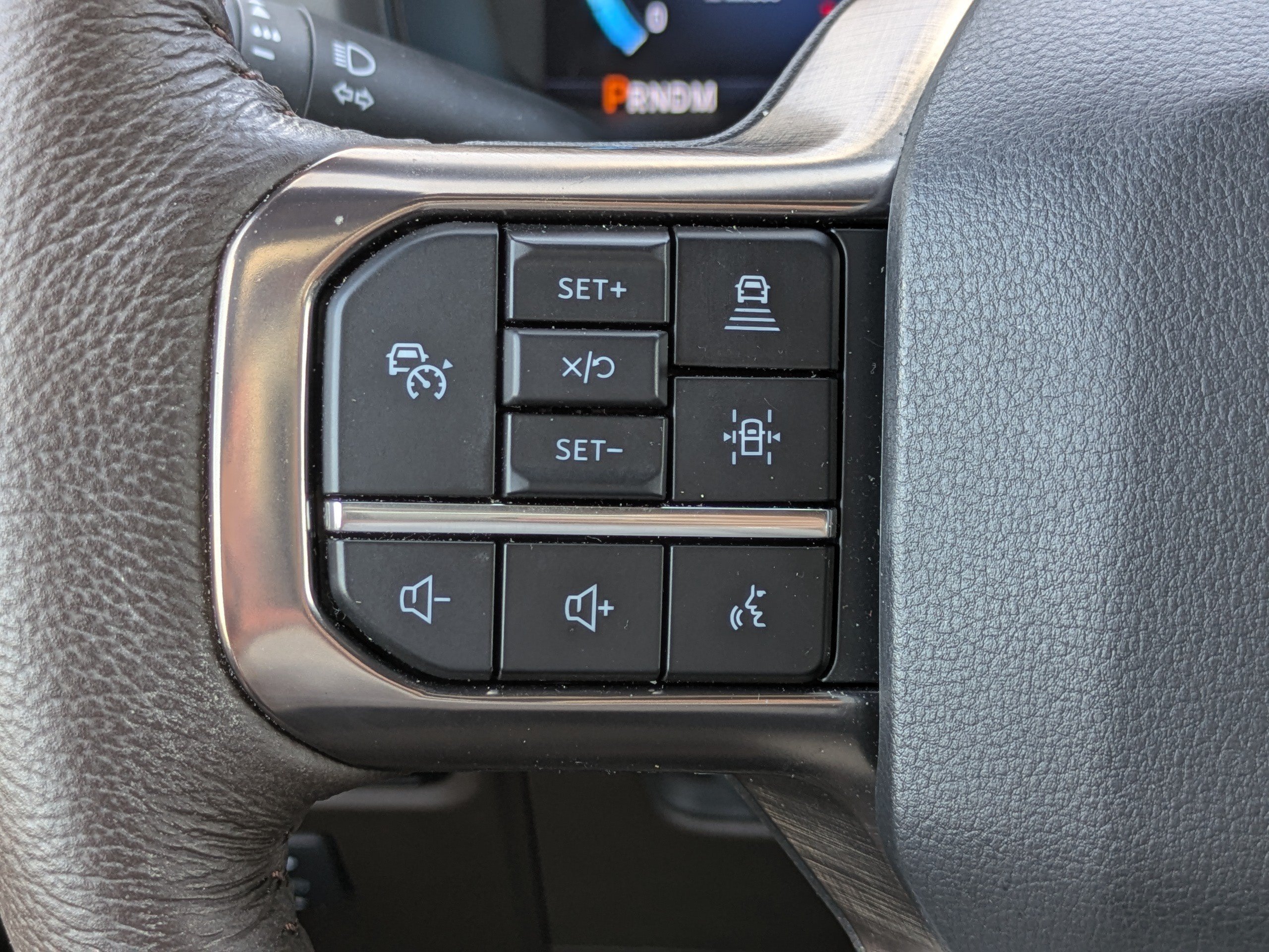 Used 2024  Ford King Ranch image 22