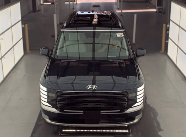 Certified Used 2026 Blue Pearl Hyundai Calligraphy image 2
