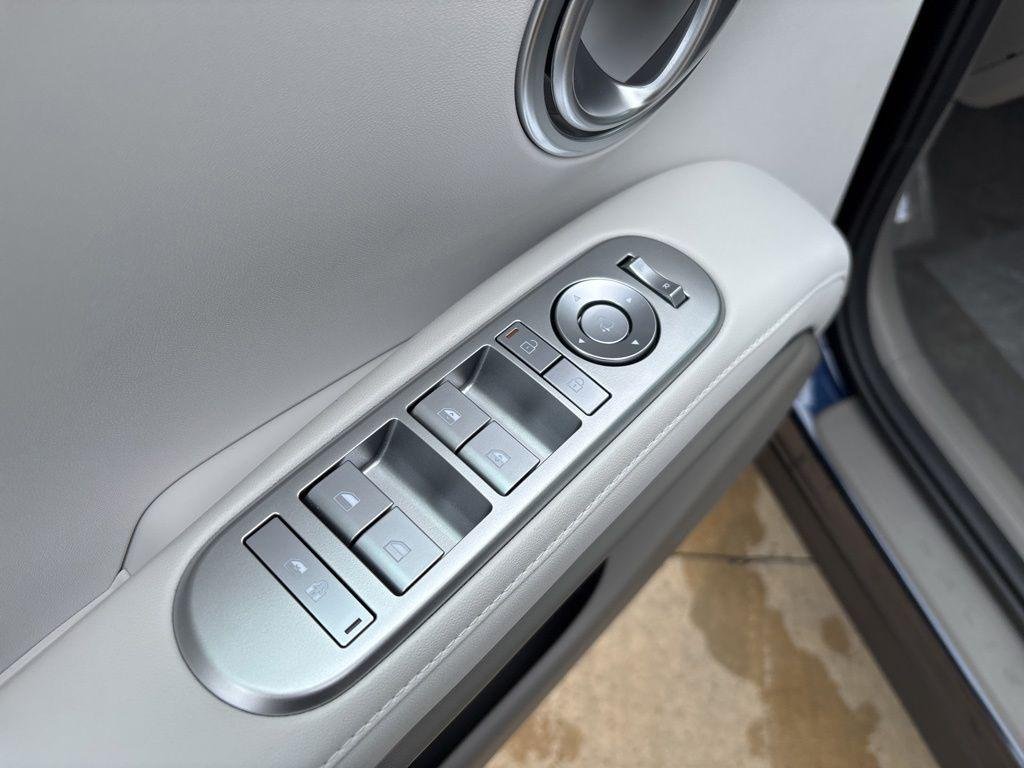 New 2026  Hyundai SEL Premium FWD image 16