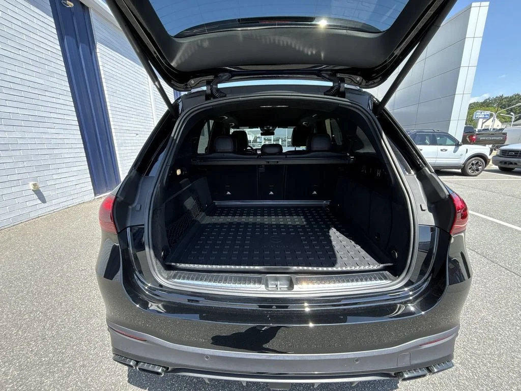 Used 2026  Mercedes-Benz GLE 63 S AMG® image 21