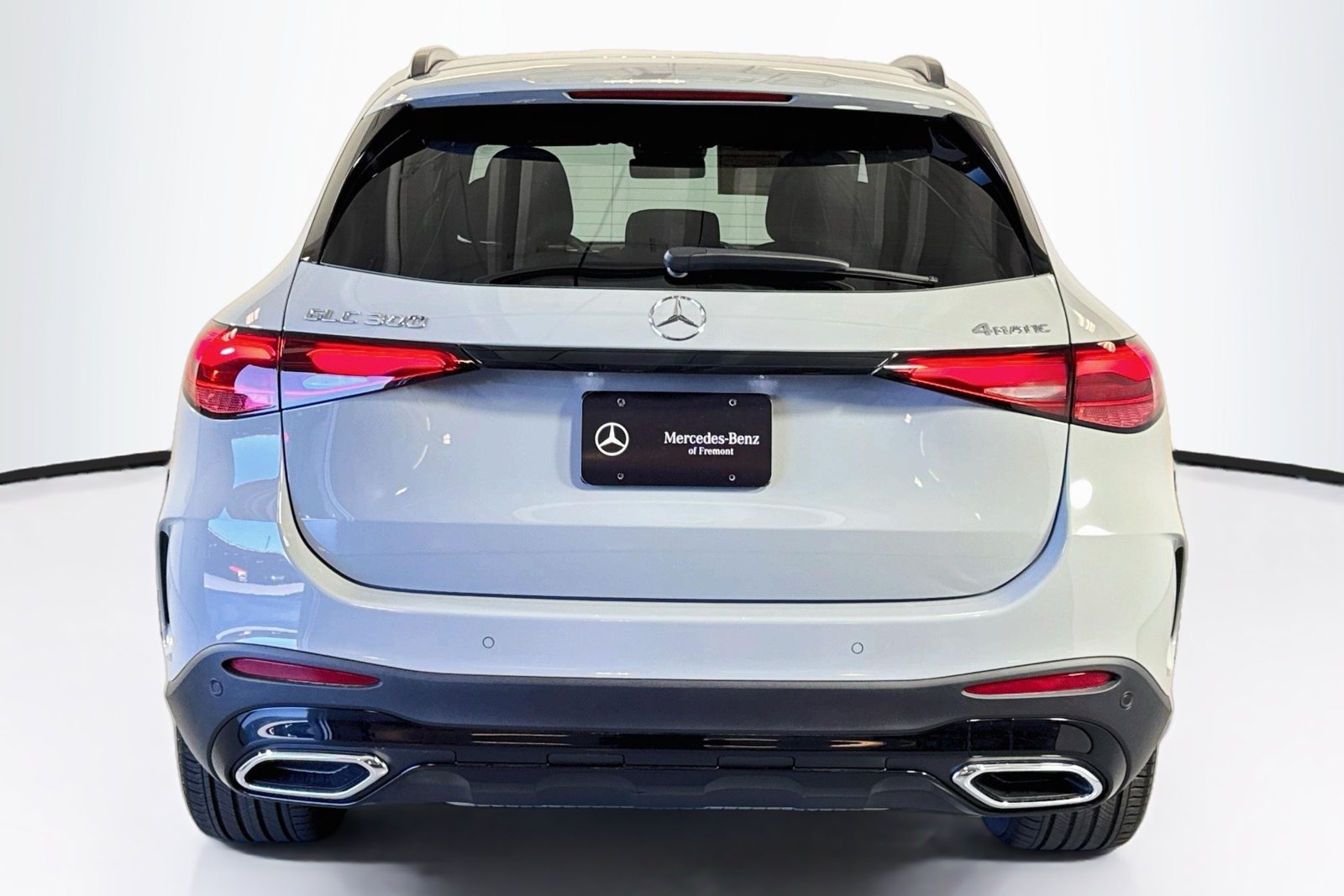 New 2026 MANUFAKTUR Alpine Grey Mercedes-Benz GLC 300 image 6
