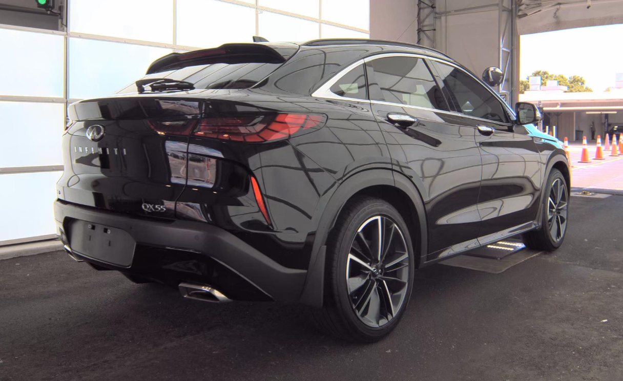 Certified Used 2023 Black INFINITI ESSENTIAL image 6