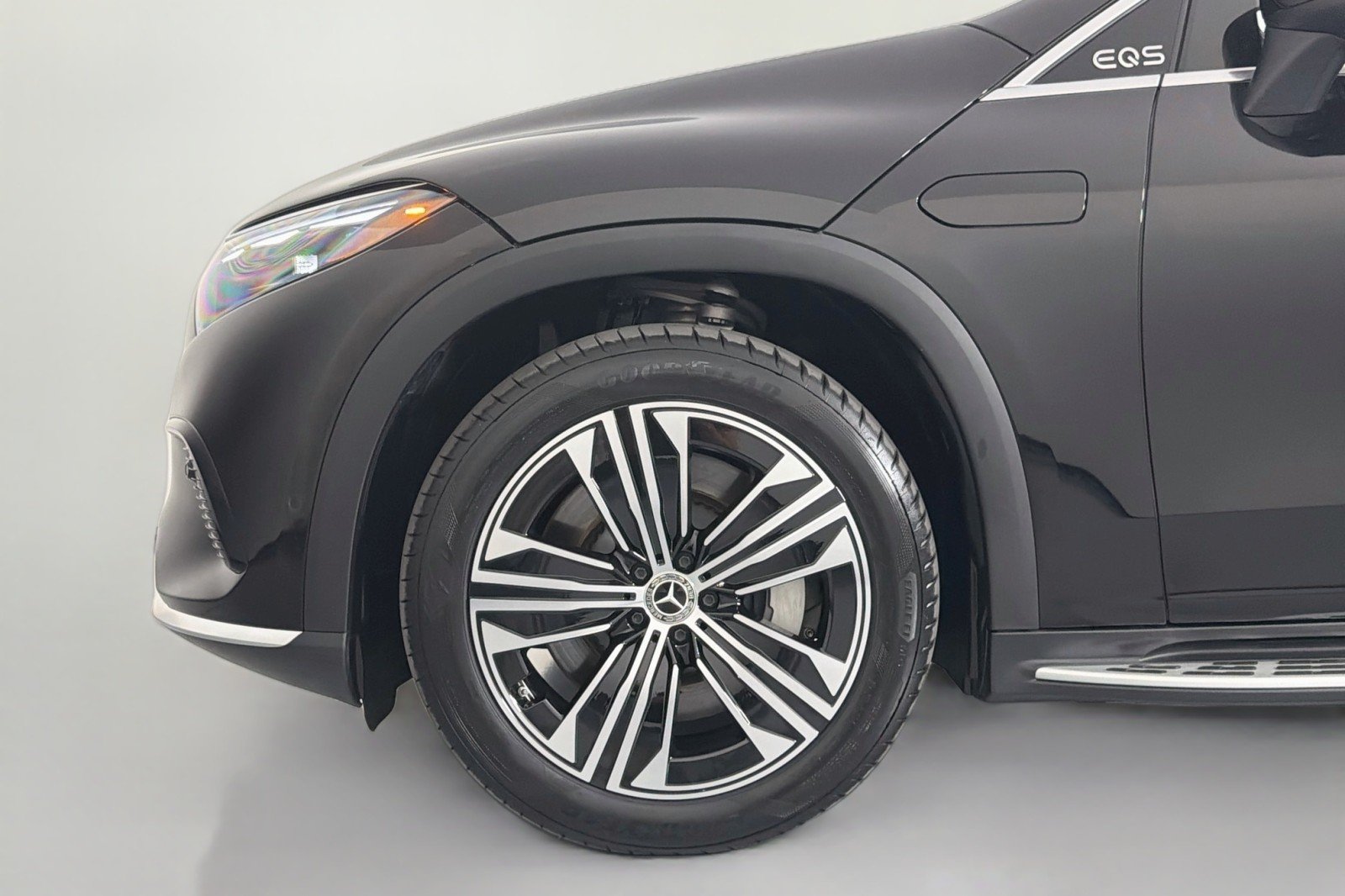 Certified Used 2024 Obsidian Black Metallic Mercedes-Benz 450 image 11