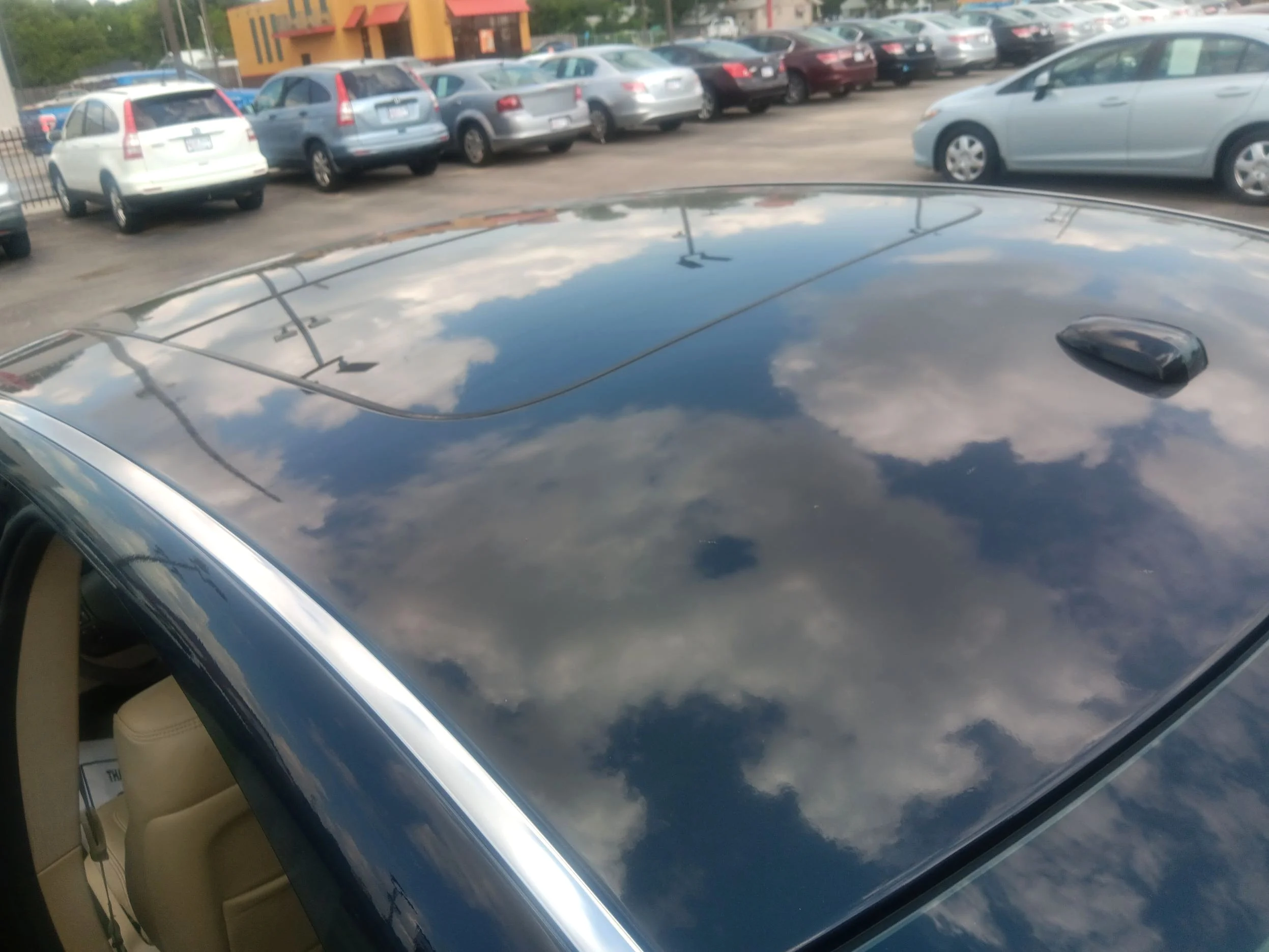 Used 2014 Black Lincoln base image 11