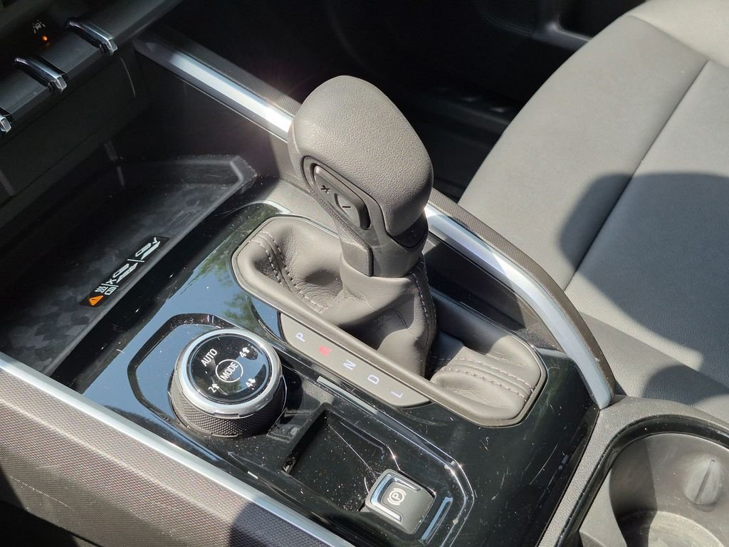 Used 2025 Gray Chevrolet Trail Boss image 19