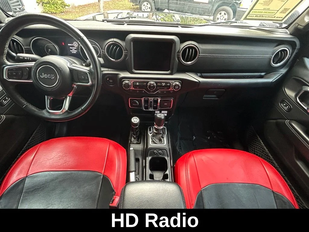 Used 2018 Black Jeep Unlimited Sahara image 9