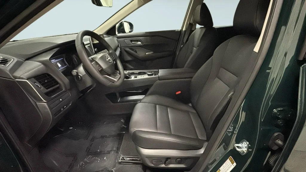 New 2026 Black Nissan Dark Armor image 6