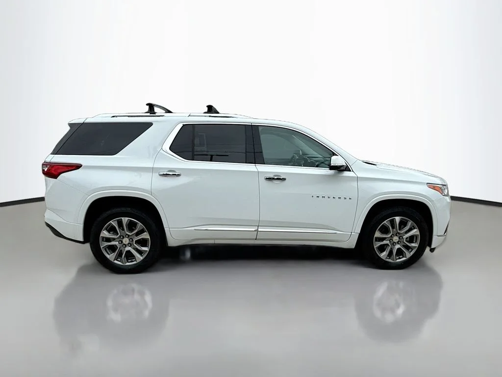 Used 2020 Summit White Chevrolet Premier image 8