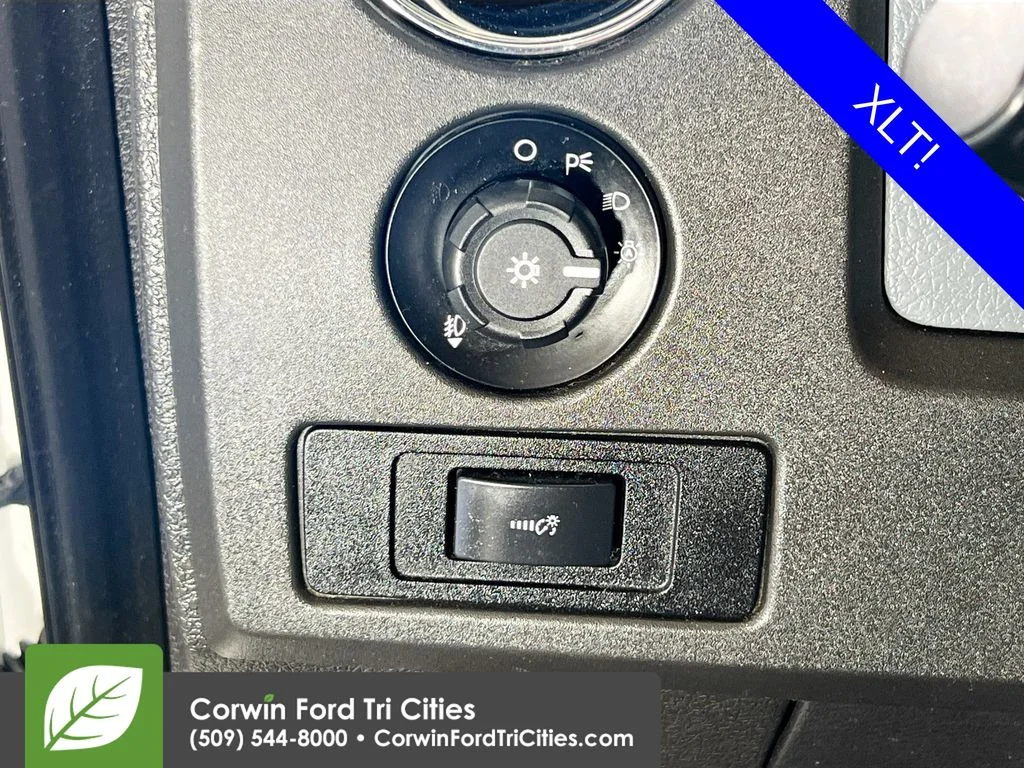 Used 2013 Oxford White Ford XLT image 18