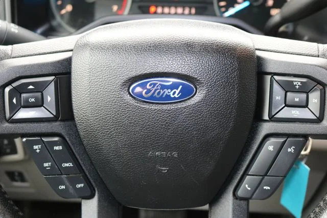 Used 2015 Oxford White Ford XLT image 12