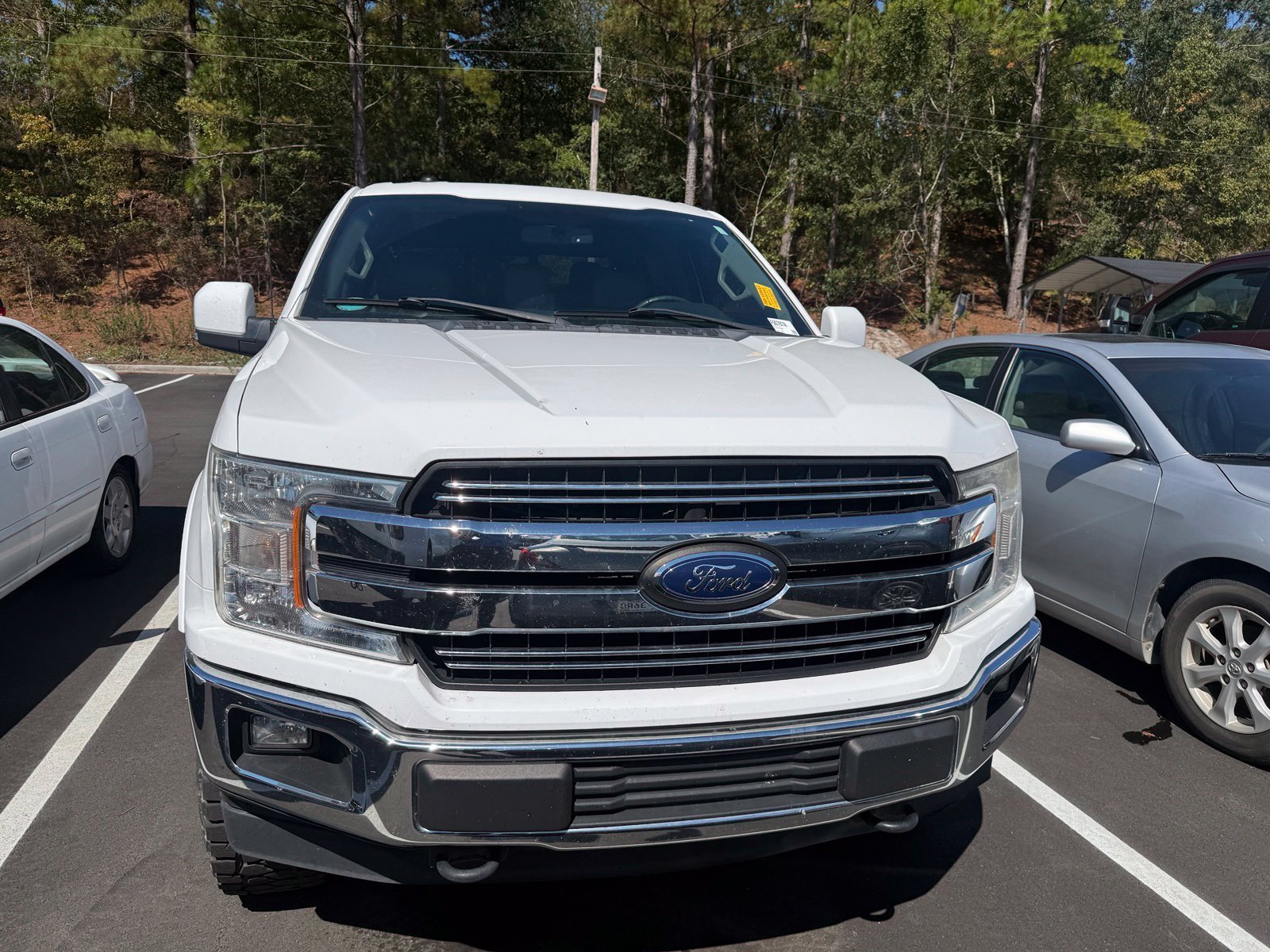 Used 2018 White Ford Lariat image 2