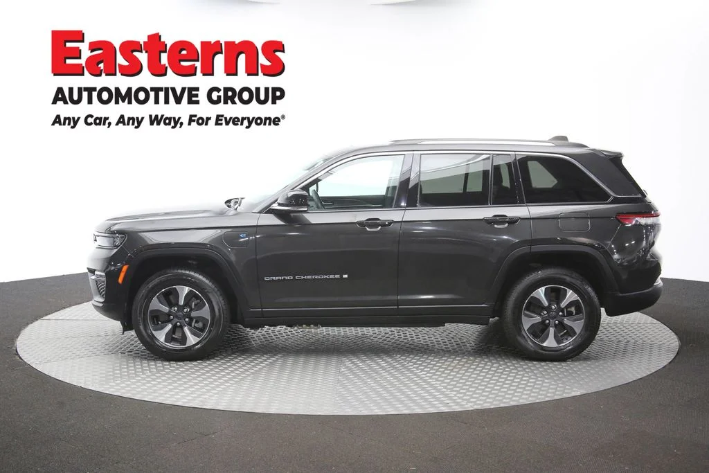 Used 2024 Brown Jeep 4xe image 59