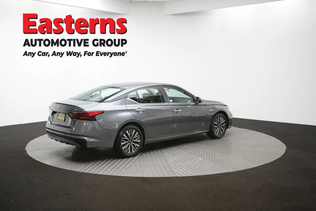 Used 2024 Gray Nissan 2.5 SV image 40