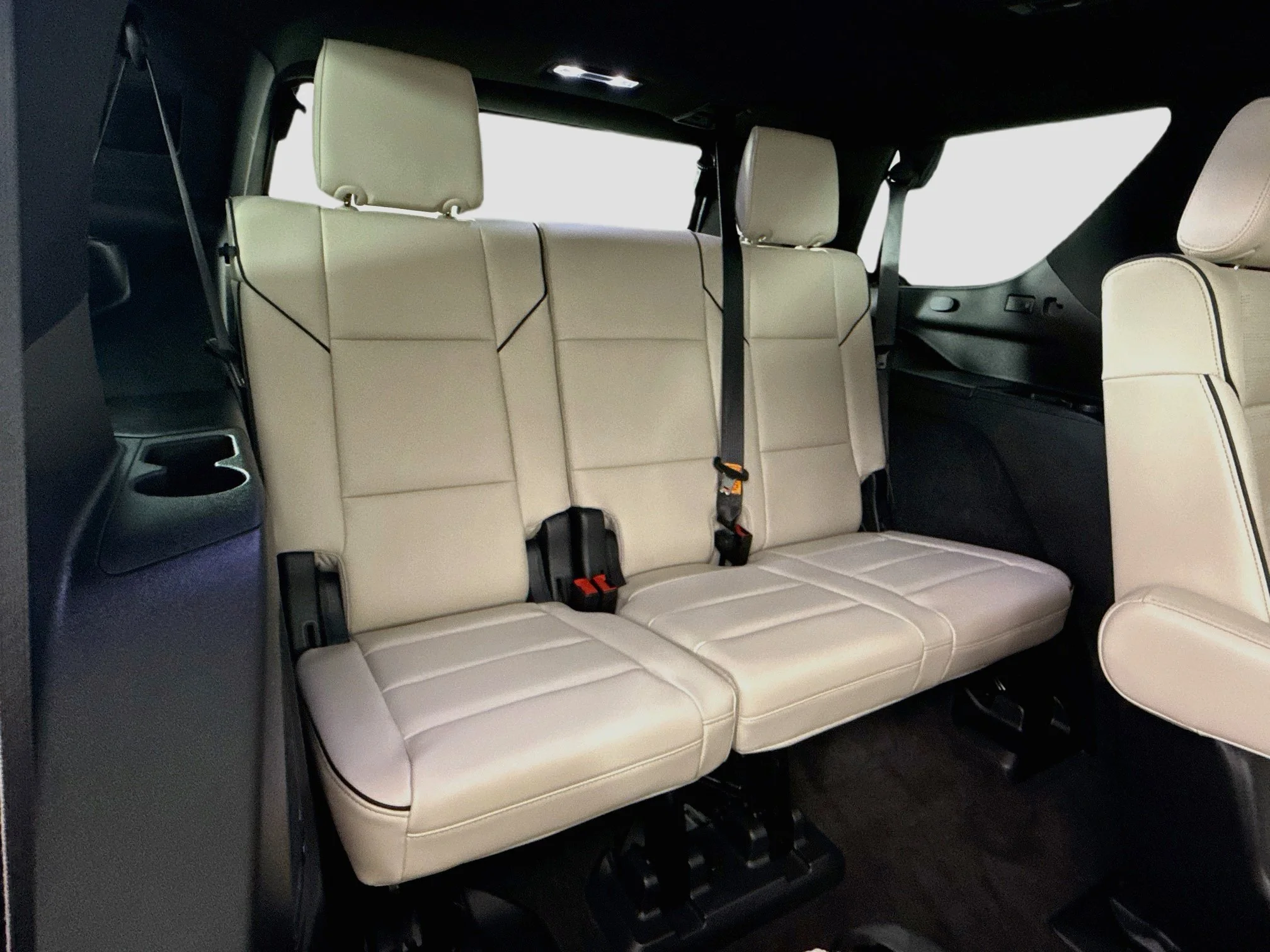 Used 2022 Black Raven Cadillac Sport image 31