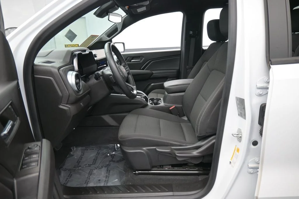 Used 2023 Summit White Chevrolet LT image 11