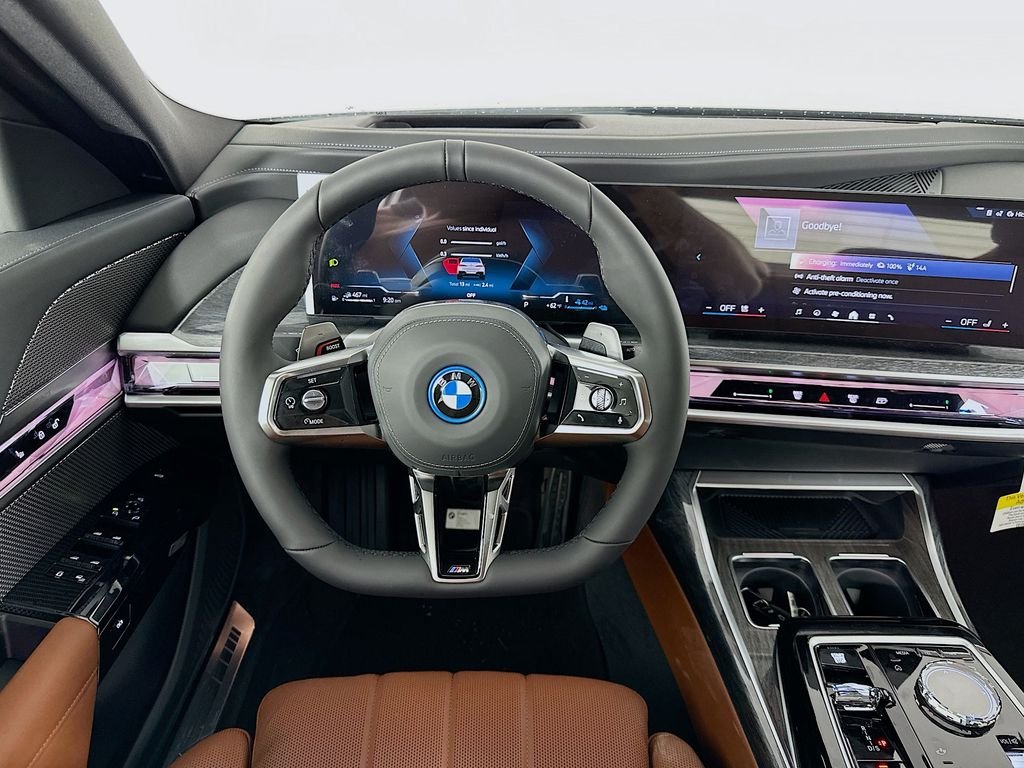 2025 BMW 7 Series 750e - Photo 19