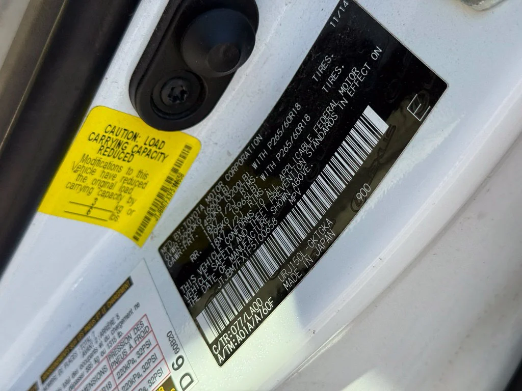 Used 2015 White Lexus 460 image 10