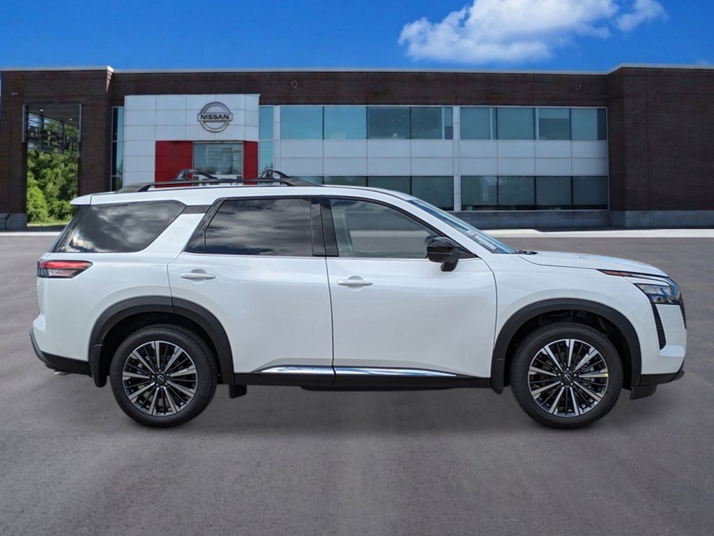 New 2026 Everest White Pearl Tricoat Nissan Platinum image 6