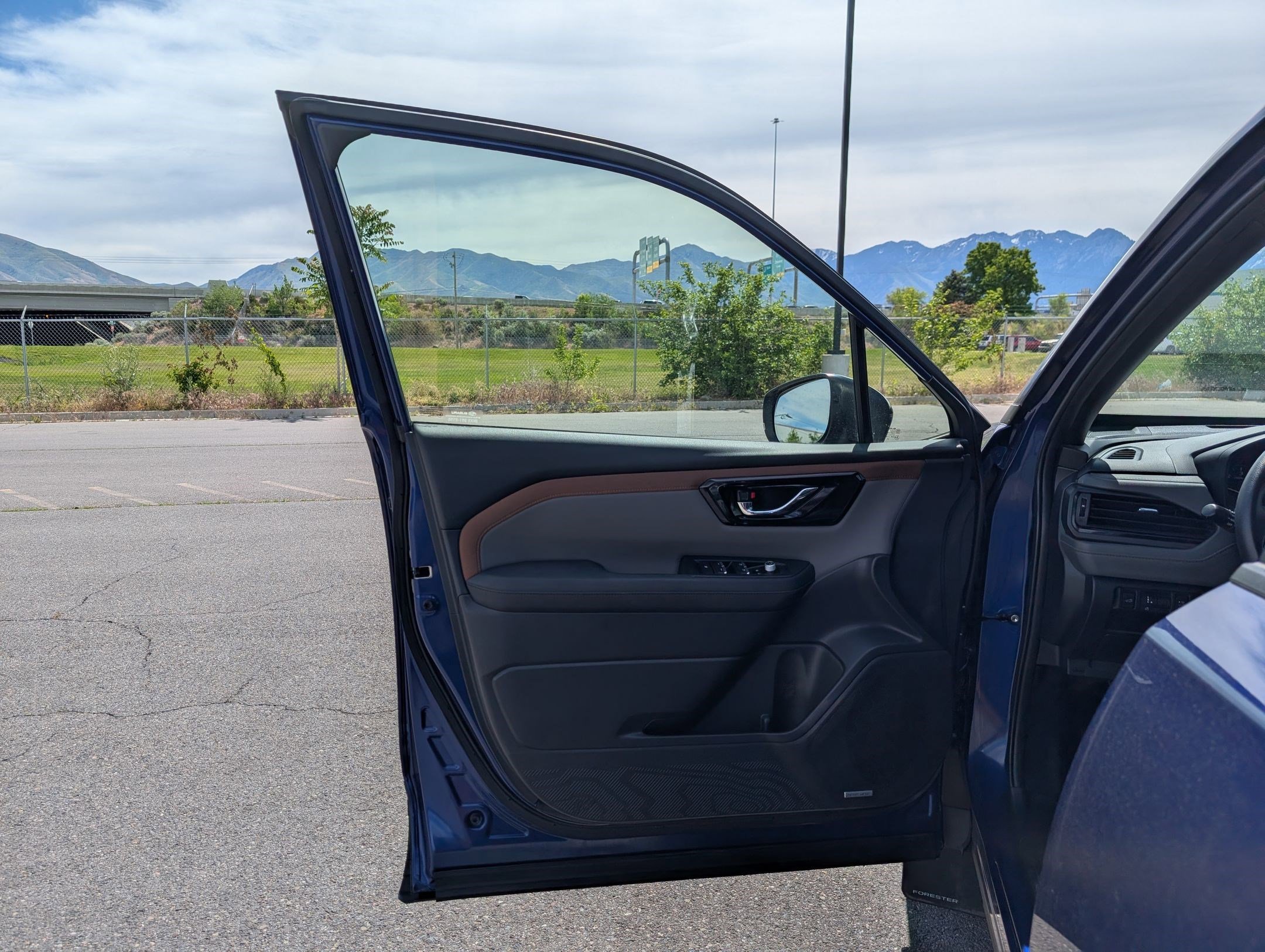 Used 2025 Sapphire Blue Pearl Subaru Sport image 12