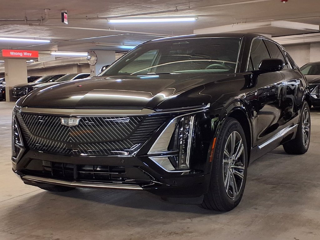 2027 Cadillac LYRIQ