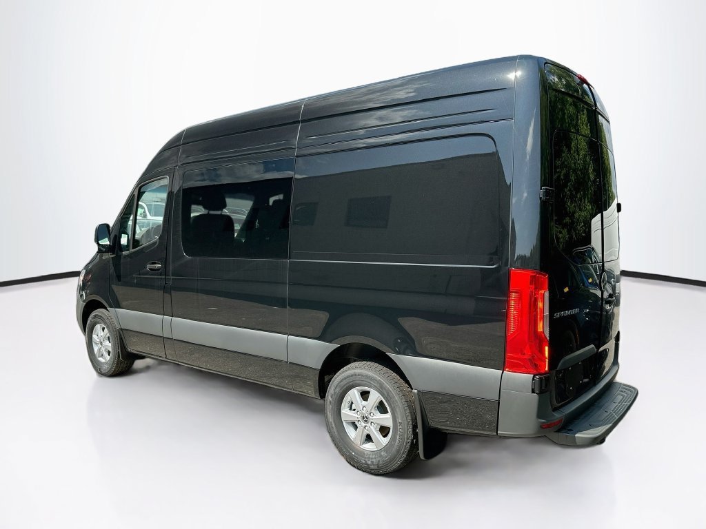 New 2026 Obsidian Black Metallic Mercedes-Benz Crew 144 WB image 34