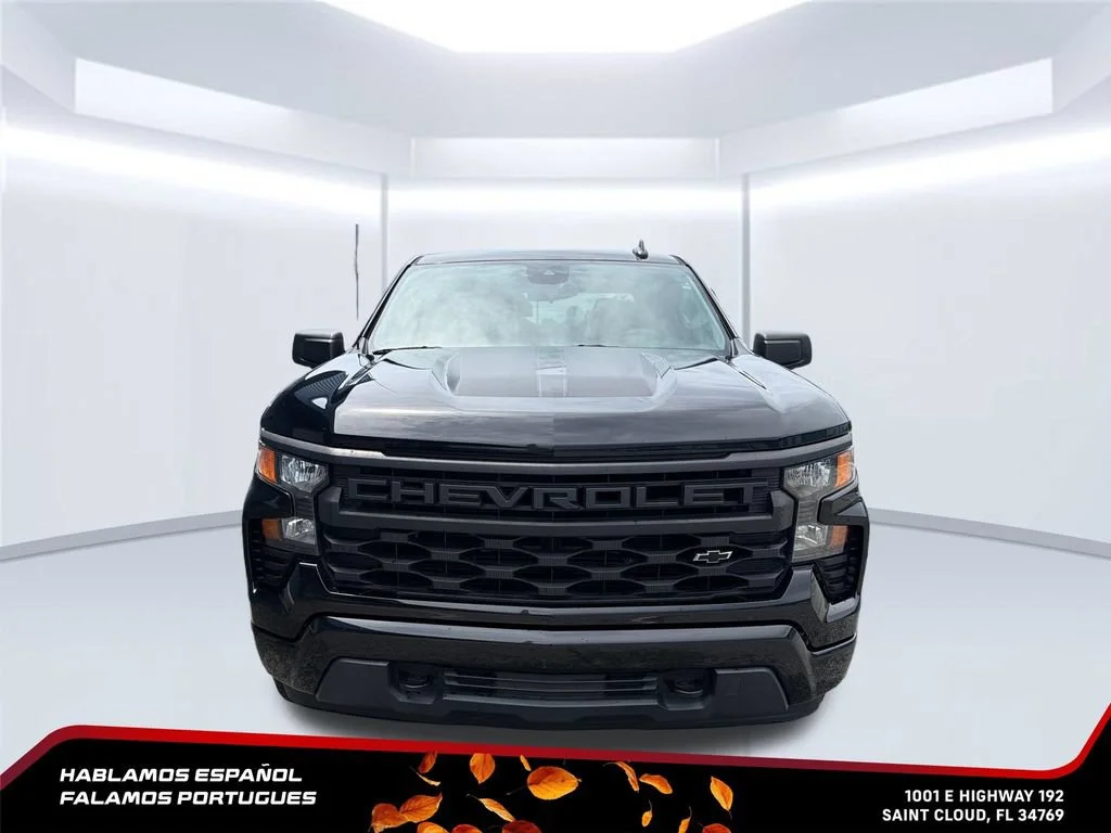 Used 2023 BLACK Chevrolet Custom image 8