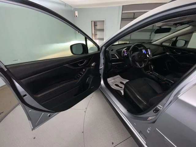 Used 2018 Silver Subaru 2.0i Limited image 11