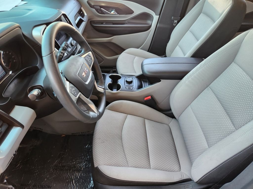 Used 2023 Summit White GMC SLE image 15