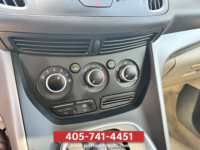 Used 2014 Blue Ford SE image 23