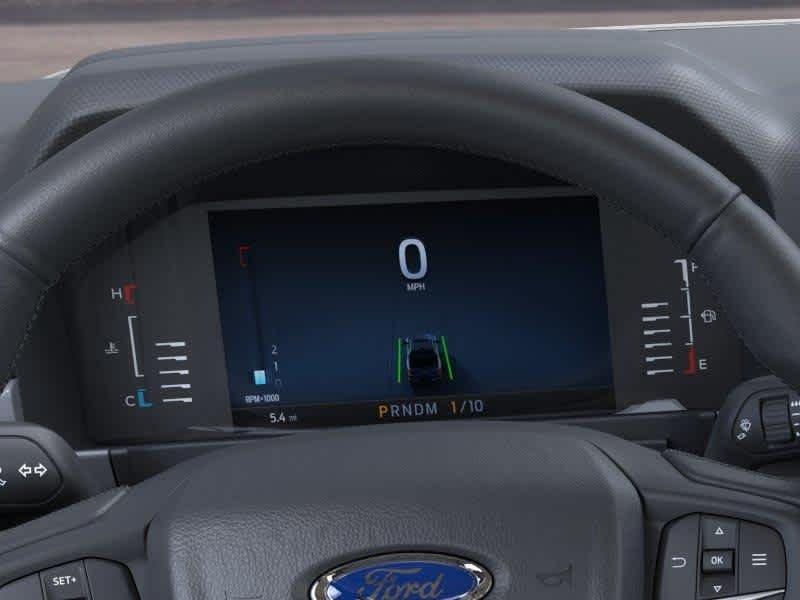 New 2026 Oxford White Ford XLT image 13