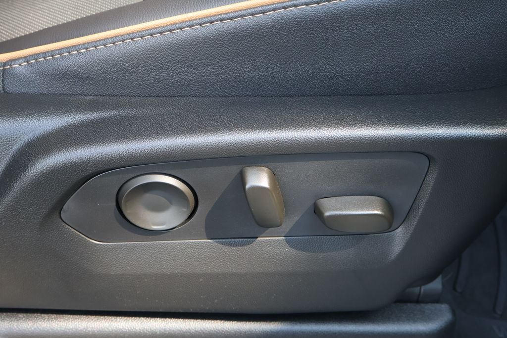 2023 GMC Yukon XL AT4 - Photo 44