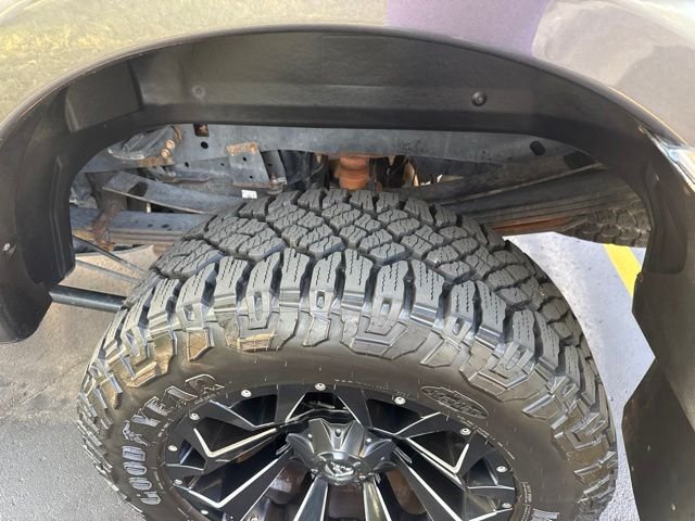 Used 2019 Gray Ford Platinum image 8