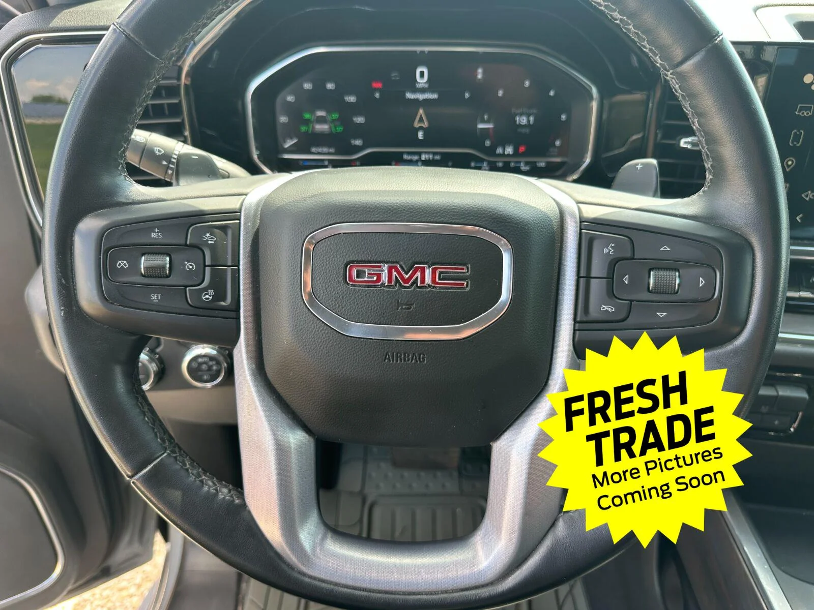 Used 2023 Sterling Metallic GMC SLT image 6