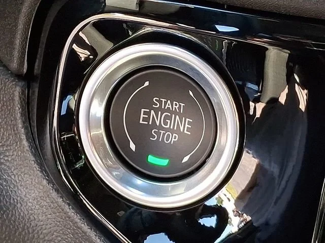 New 2026 Onyx Black GMC Elevation image 18