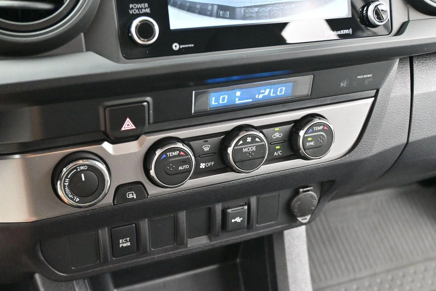 Used 2023 White Toyota SR image 22