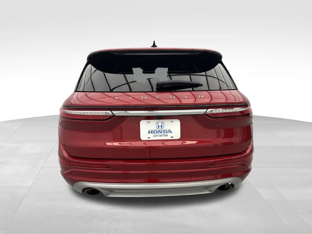 Used 2022 Red Lincoln Standard image 6