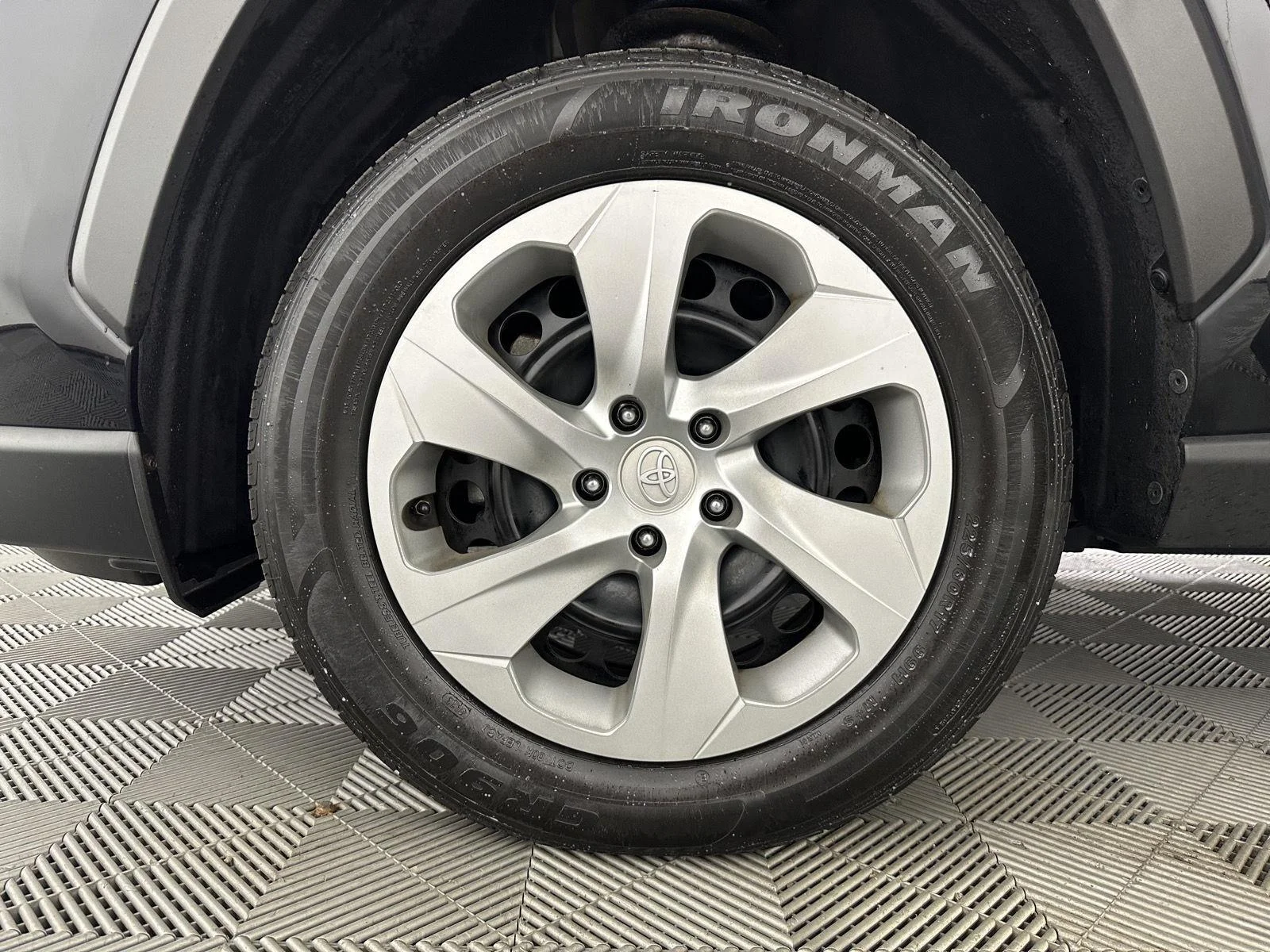 Used 2021 Midnight Black Metallic Toyota LE image 22