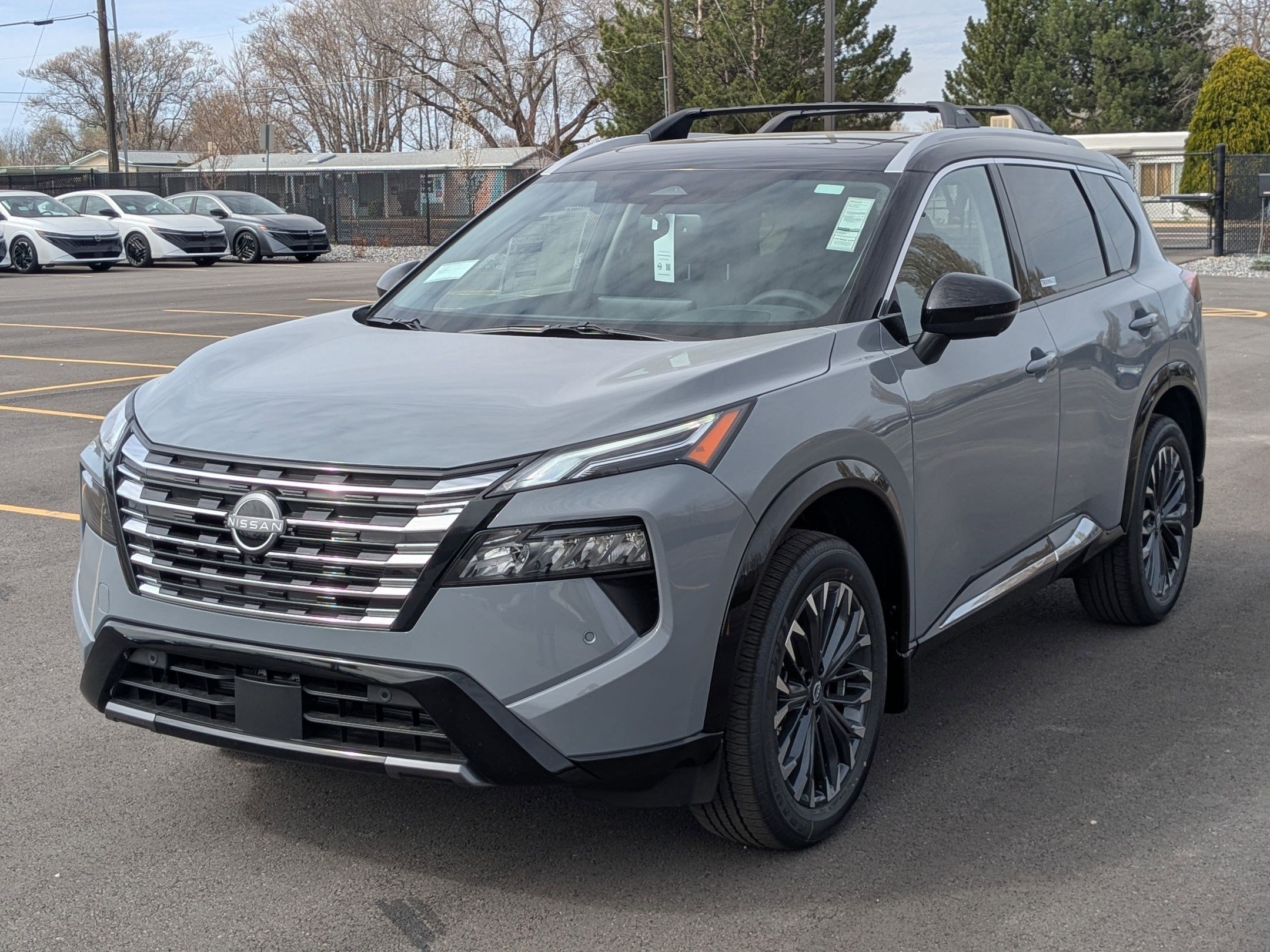 New 2026 Boulder Gray Pearl/Super Black Nissan Platinum image 8