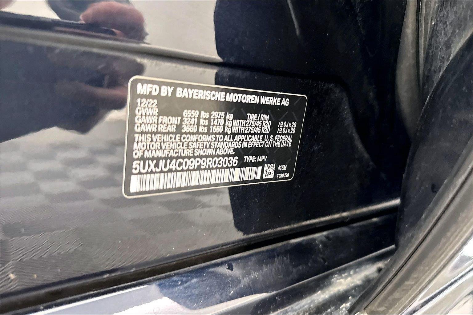 Certified Used 2023 Carbon Black Metallic BMW M50i image 26