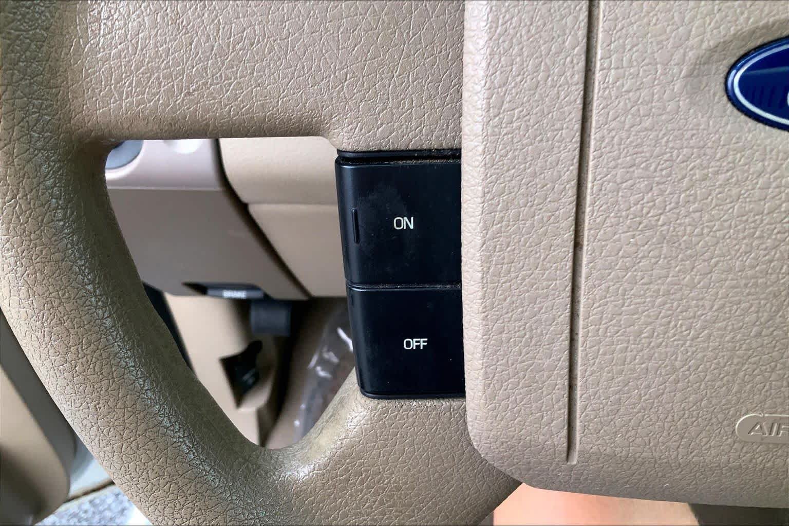 Used 2008 Oxford White Ford XLT image 21