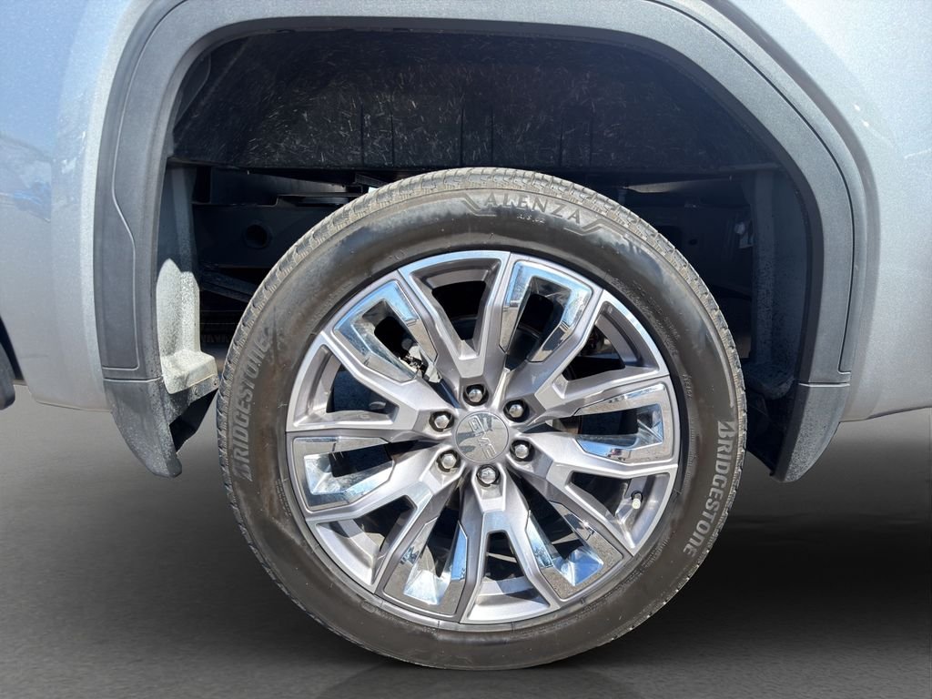 Used 2024 Silver GMC Denali image 23