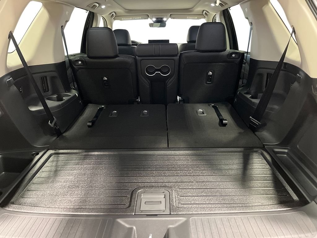 New 2026 Platinum White Pearl Honda AWD Touring image 27