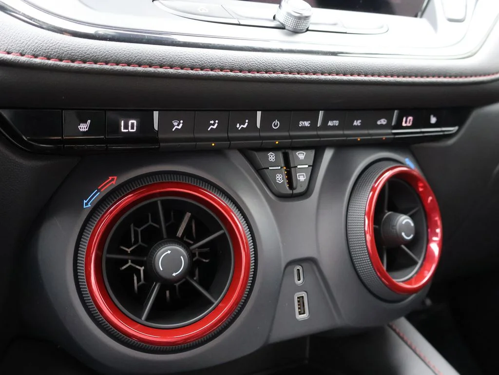 Used 2025 Black Chevrolet RS image 36