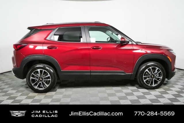 Used 2025 Crimson Metallic Chevrolet LT image 2