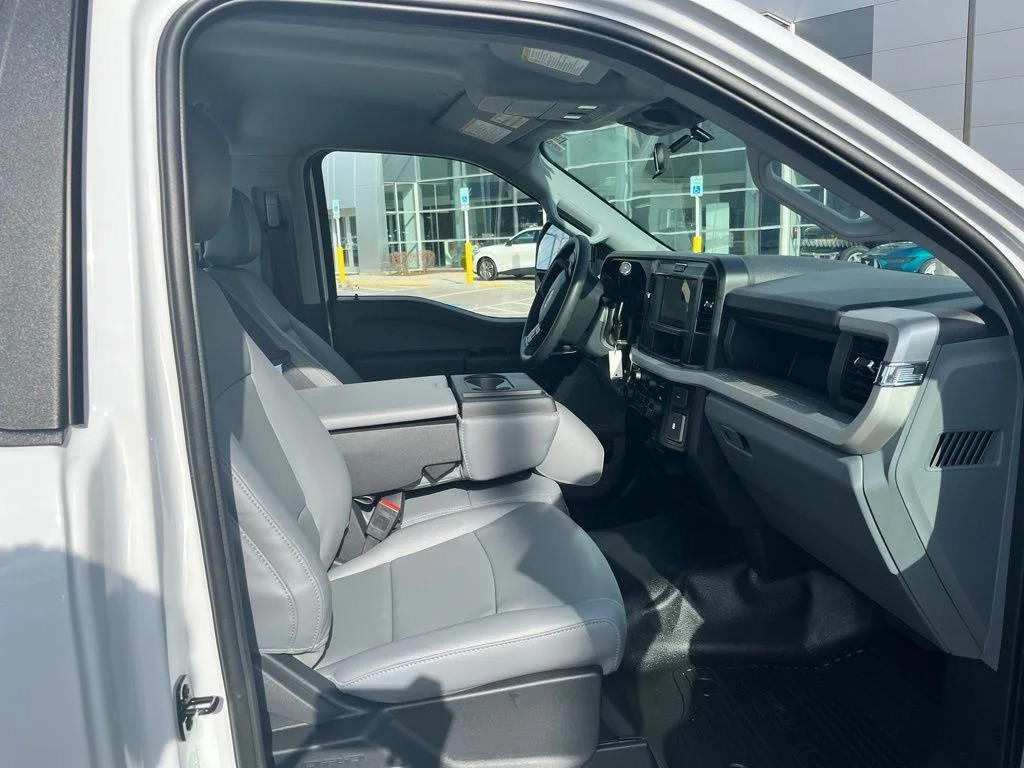 New 2026 White Ford XL image 9