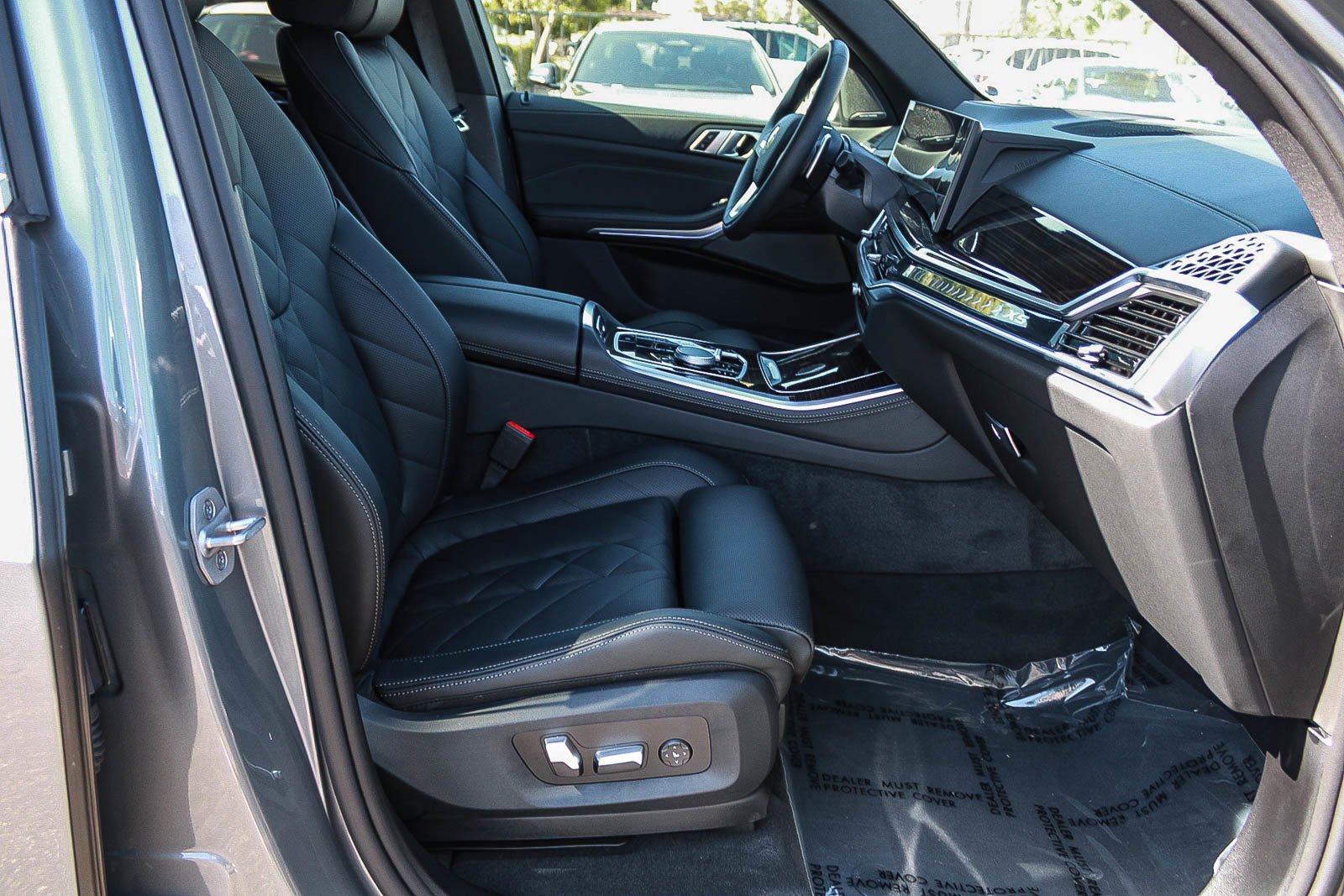 2026 BMW X5 40i - Photo 14