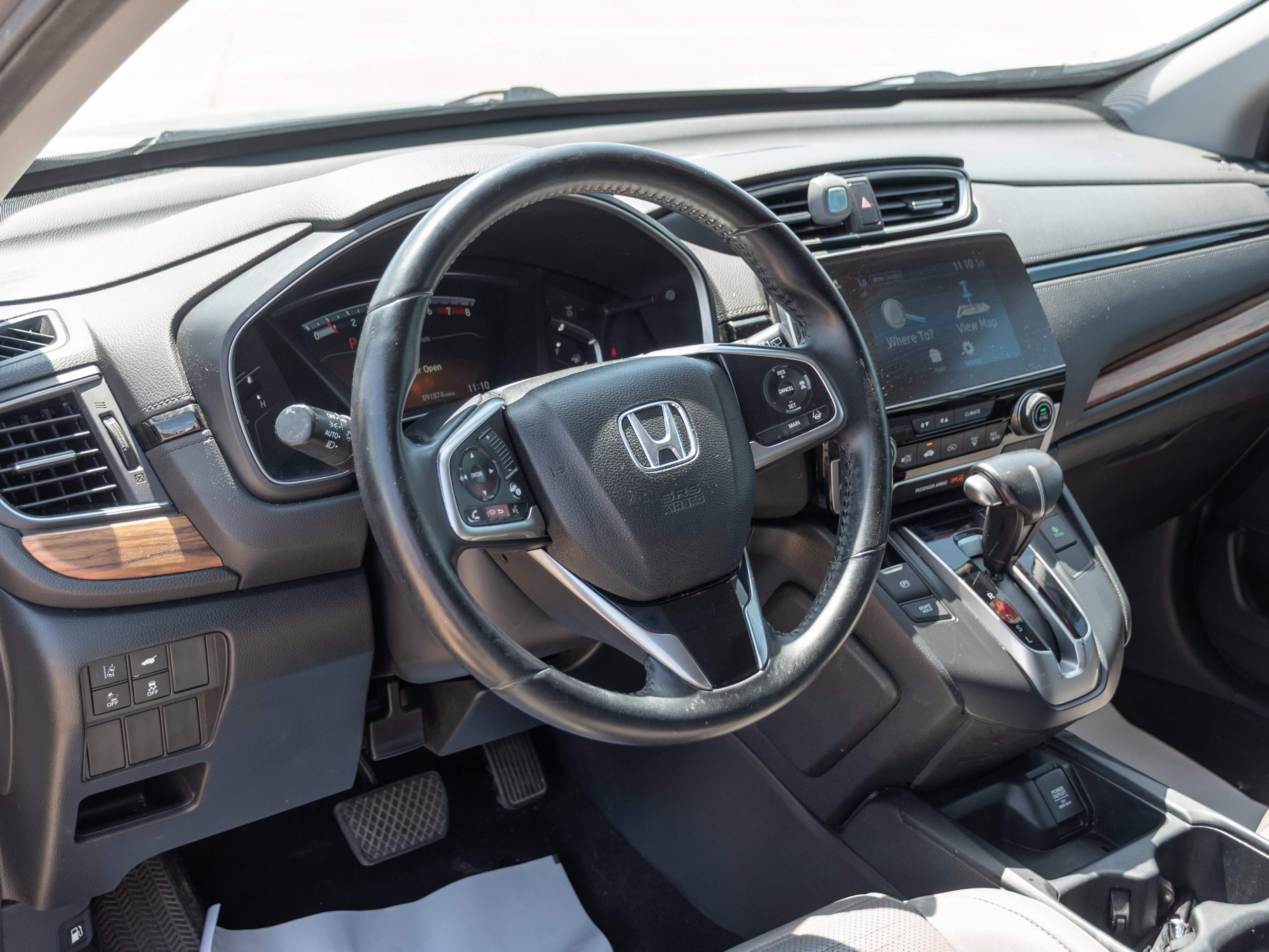 Used 2017 Silver Honda Touring image 12